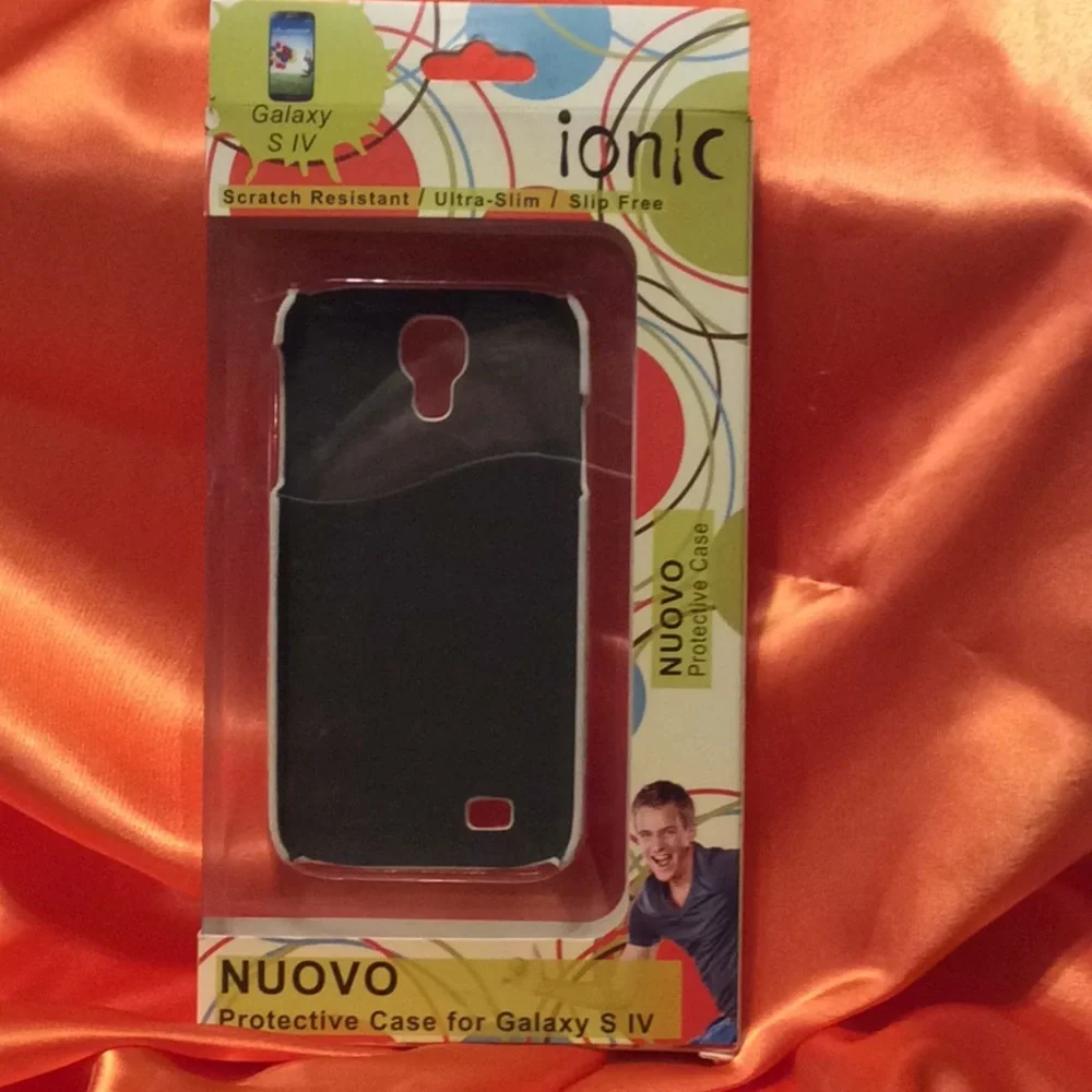🐬GALAXY S4 Protective Phone Case, Scratch Resistant, slip free, NWT, Bundle🐬
